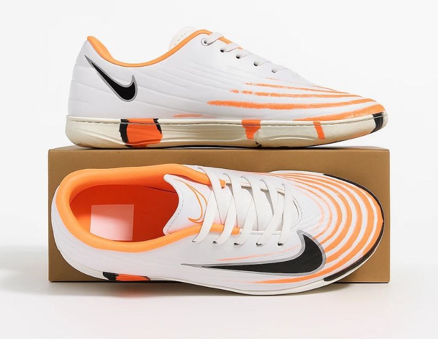 کفش ورزشی سالنی مردانه رویه خارجی مدل واپور رنگ سفید نارنجی