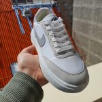 کفش کتونی اسپرت زنانه و دخترانه طرح نایک (Nike) رنگ سفید طوسی مدل ونس